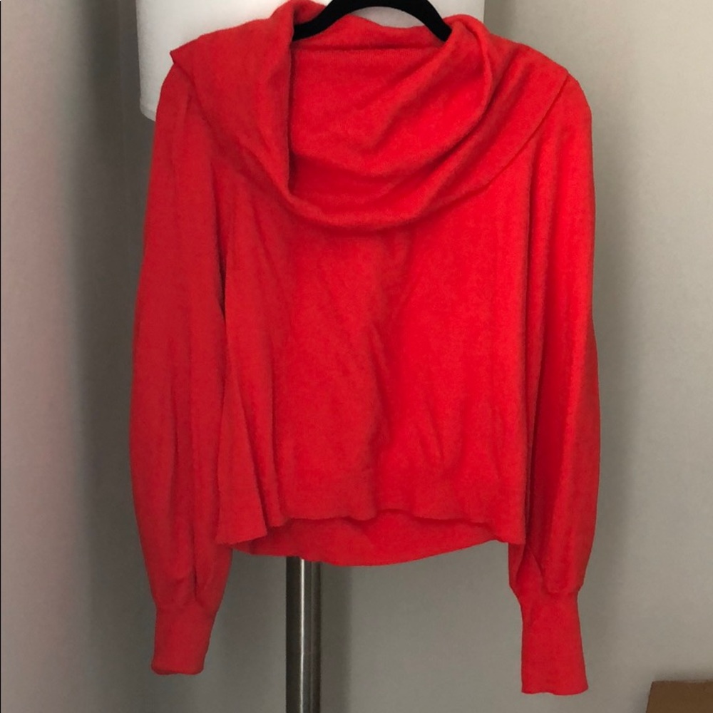 Something Navy x TB Off Shoulder Sweater